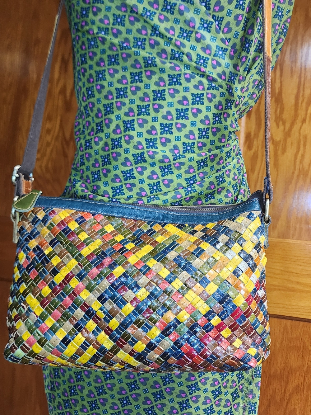 Handwoven Multicolor Leather Crossbody Bag - Stylish Women’s Shoulder Bag